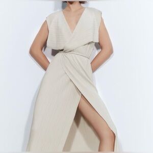 Zara Accordion Pleated Wrap Midi Dress, Size L, V-Neck.